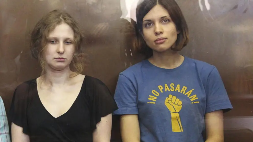 Las dos integrantes de las Pussy Riot