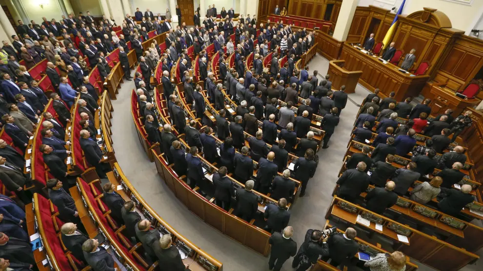 El Parlamento de Ucrania en sesión extraordinaria