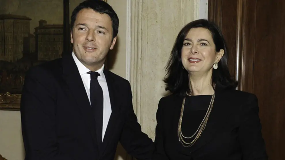 Matteo Renzi, junto a la presidenta del Congreso italiano