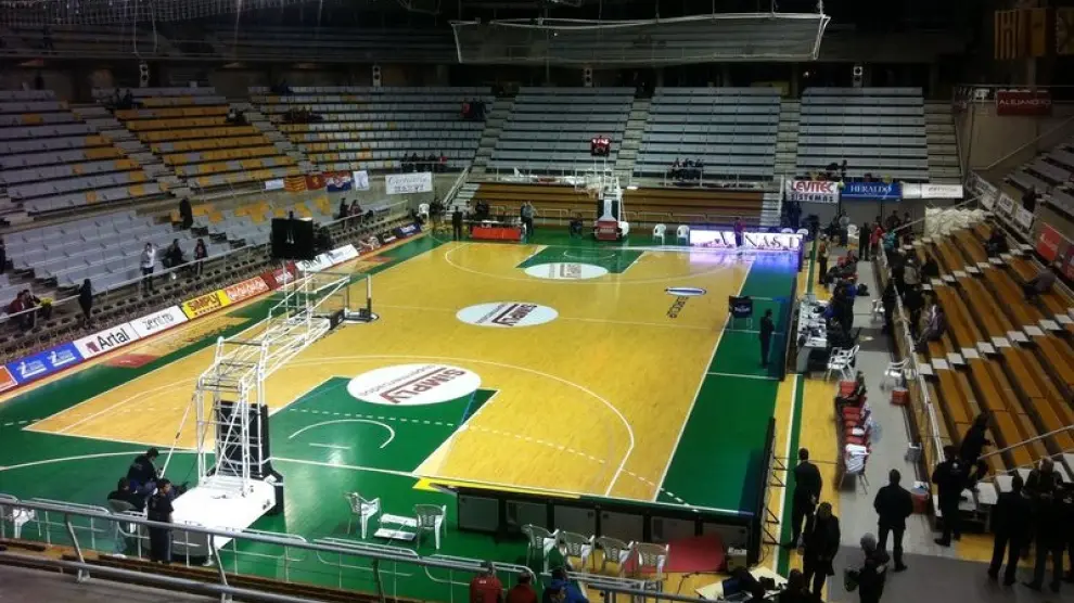 El Palacio de los Deportes de Huesca, preparado para el partido