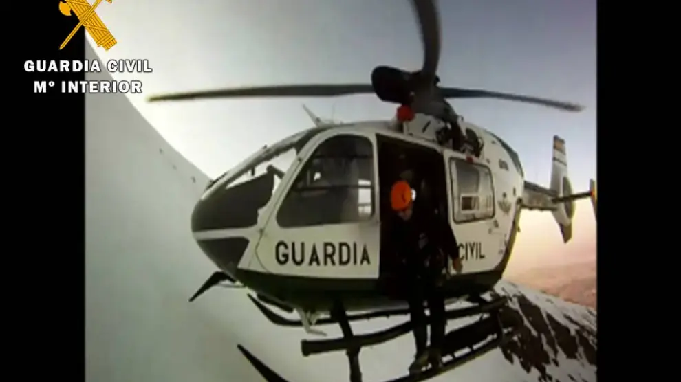 Rescate de un montañero realizado por la Guardia Civil