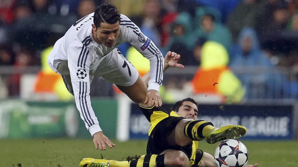 El delantero del Real Madrid Cristiano Ronaldo, ante el Borussia