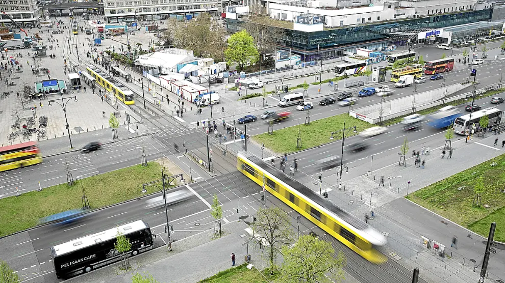 Alexanderplatz, un espacio muy urbano de la ciudad de Berlín, que participa en este proyecto.