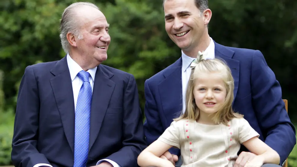 Don Juan Carlos, el Príncipe Felipe y la infanta Leonor