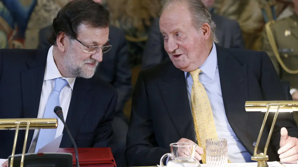 El Rey junto a Mariano Rajoy en el acto del jueves