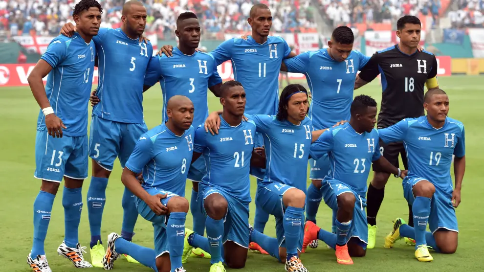 Los jugadores de Honduras posan antes de un partido