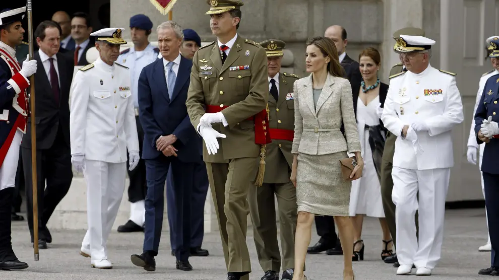 Los Reyes a su llegada a la salutación de las Fuerzas Armadas y la Guardia Civil al Rey Felipe VI.