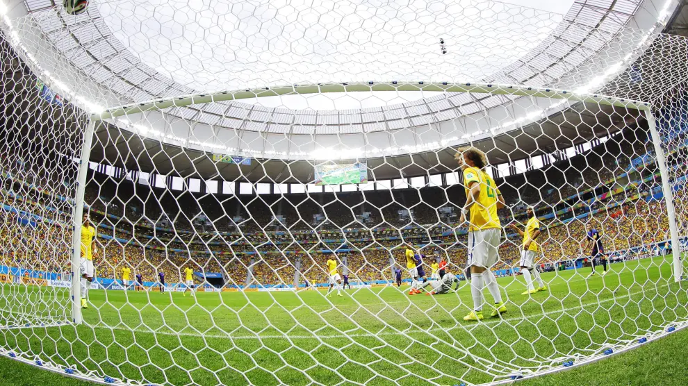 Brasil vuelve a caer goleada