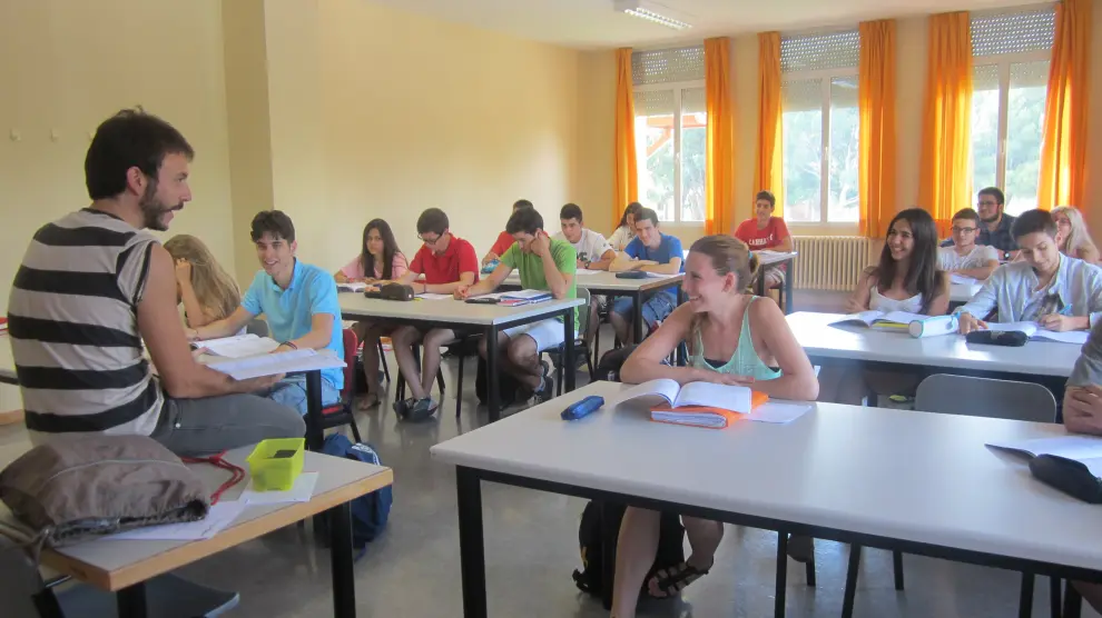 Los alumnos de segundo de bachillerato durante una clase de Lengua y Literatura
