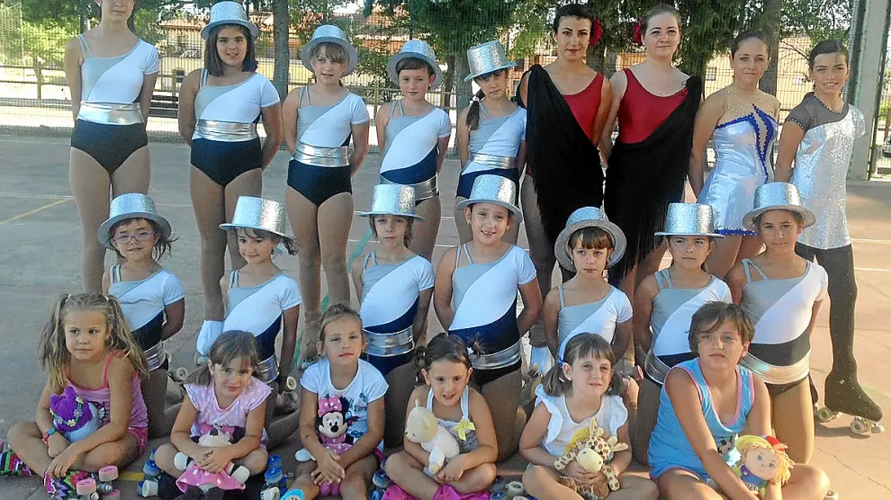 El club de patinaje Bajo Aragón participó con una exhibición en la Semana Cultural de Torrecilla.