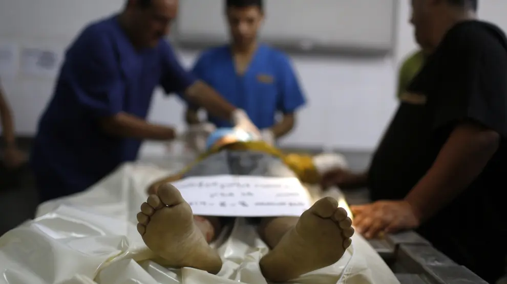 Un niño palestino, entre los últimos muertos