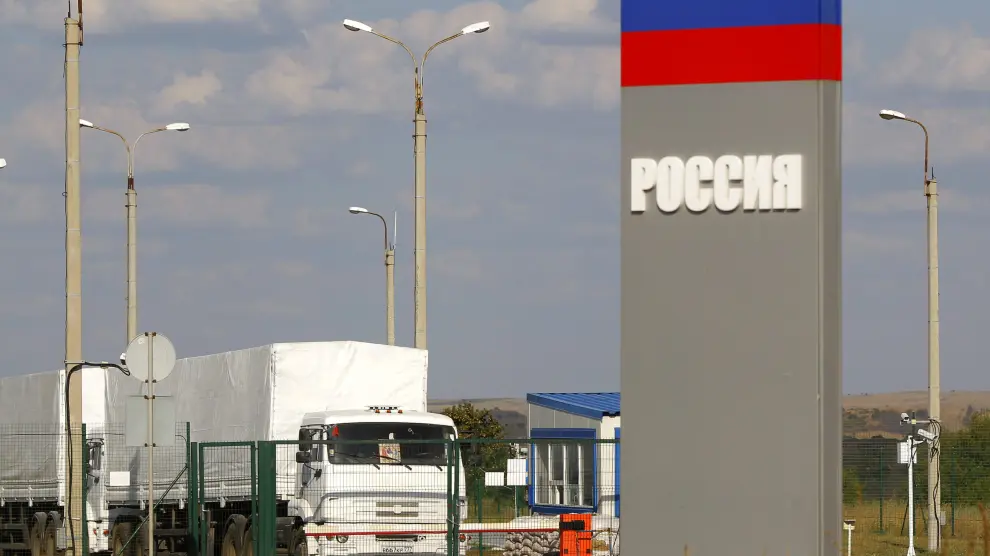 Un camión ruso parte hacía Ucrania