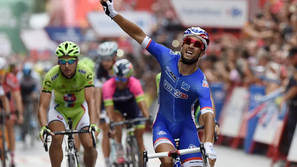 Bouhanni celebra su segunda victoria en esta Vuelta