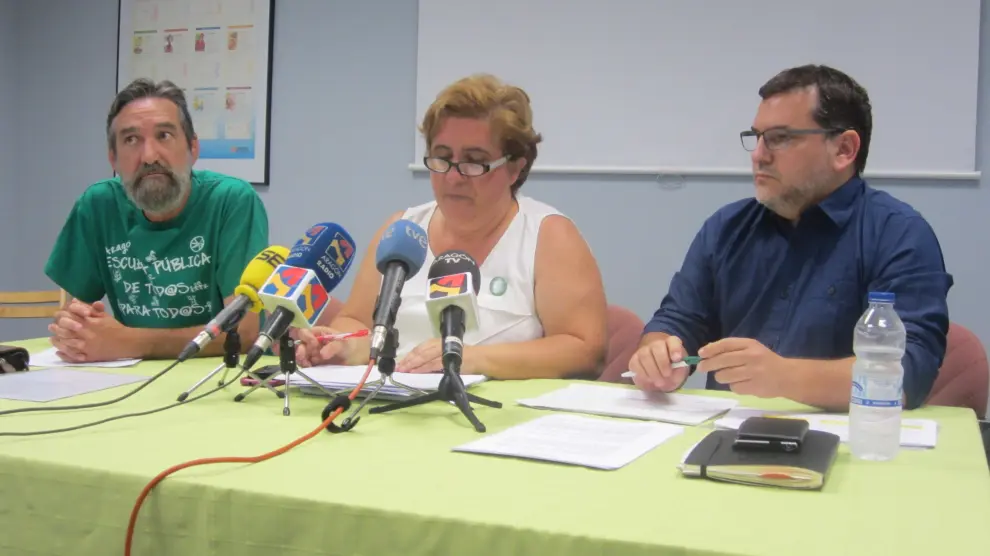 Juan Ballarín, Flor Miguel y Javier Escartín durante la rueda de prensa
