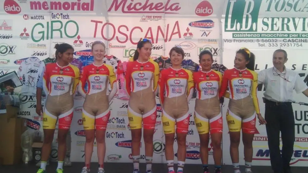 Indumentaria de las ciclistas colombianas del Giro a Toscana