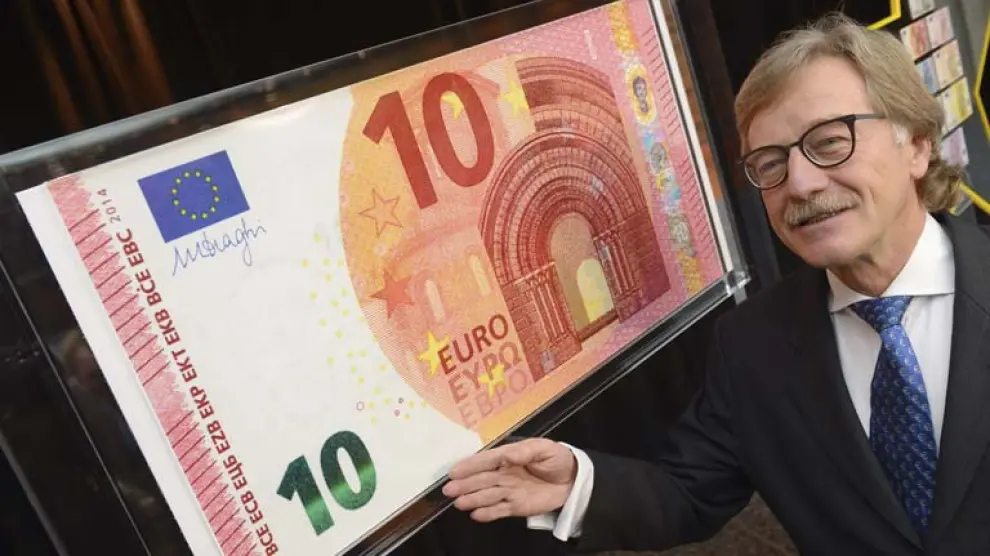 El nuevo billete de 10 euros que se pone hoy en circulación incorpora varias novedades