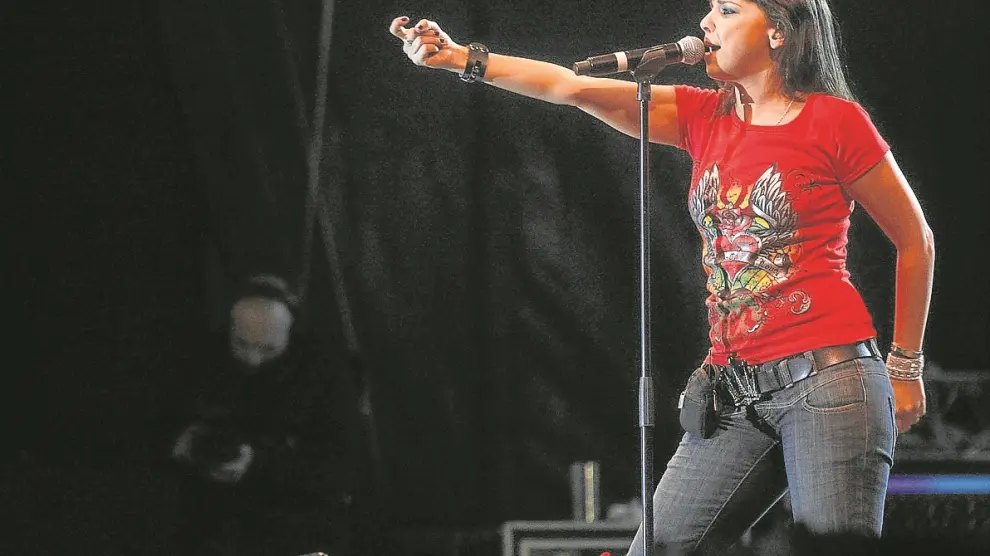 La cantante Chenoa ofrecerá un concierto acústico el 8 de noviembre en el Centro de Congresos.