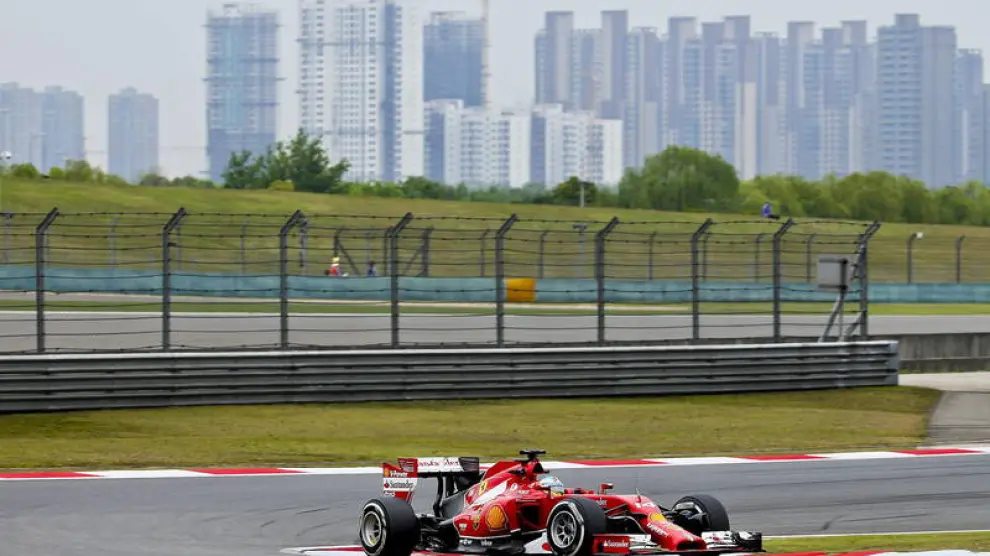 Fernando Alonso rodando en China