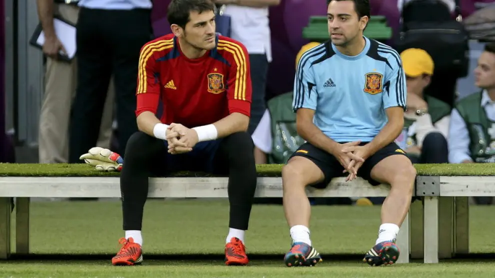 Xavi junto a Casillas en un entrenamiento con la Selección