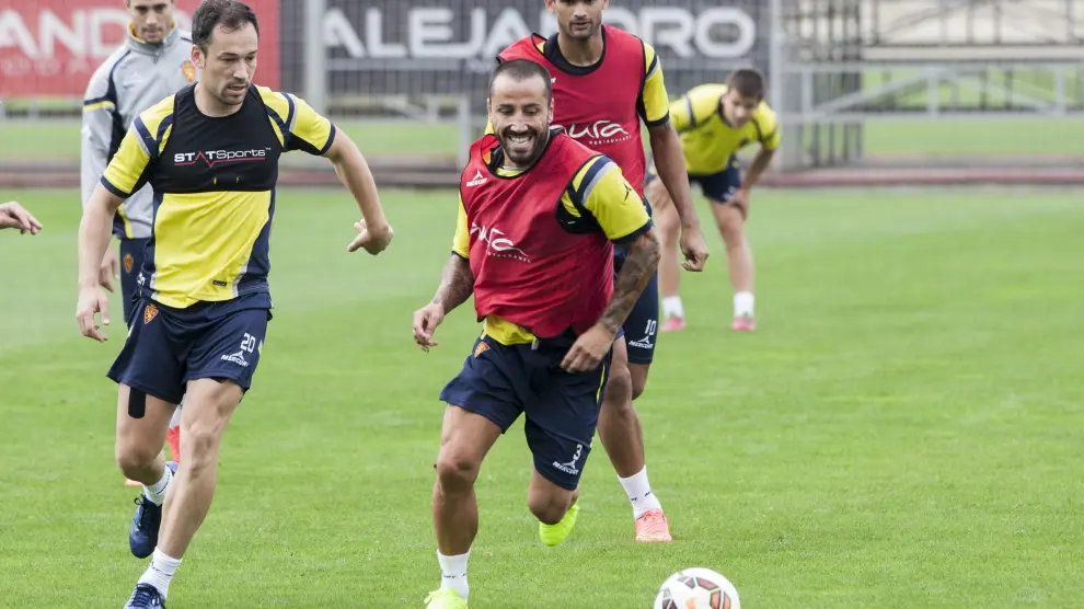 Mario, en un entrenamiento del Real Zaragoza
