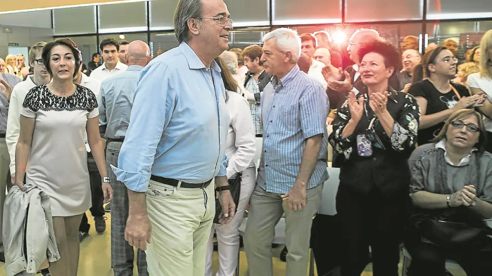 Pérez Anadón, momentos antes de intervenir ante 250 militantes socialistas.