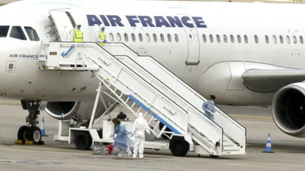 La semana pasada se aisló un avión en Barajas ante la sospecha de ébola