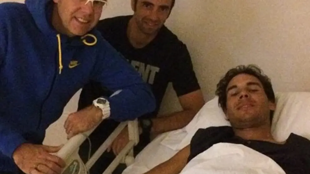 Rafa Nadal subió esta foto a las redes sociales tras su operación