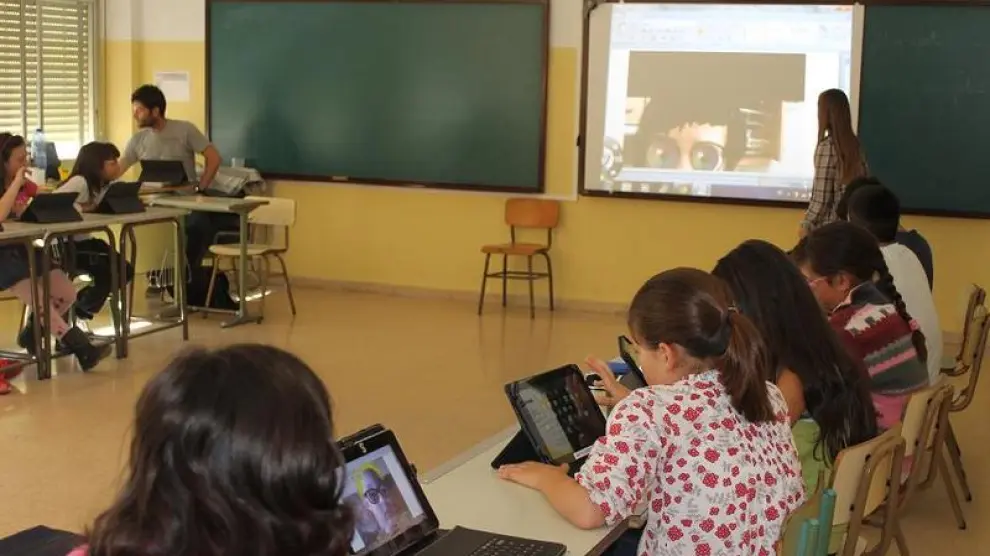 Colegio Montecorona, pionero en libros digitales
