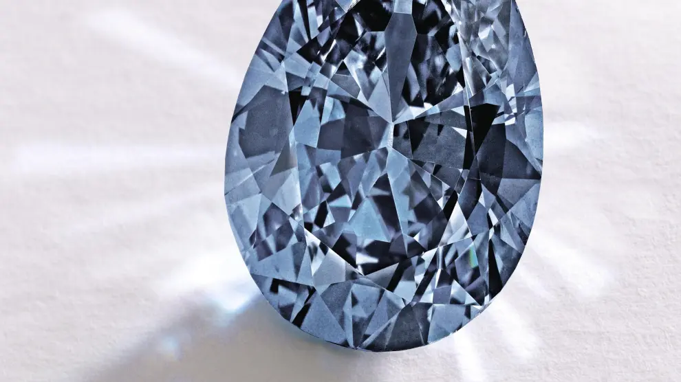 El diamante azul vendido por 26 millones de euros