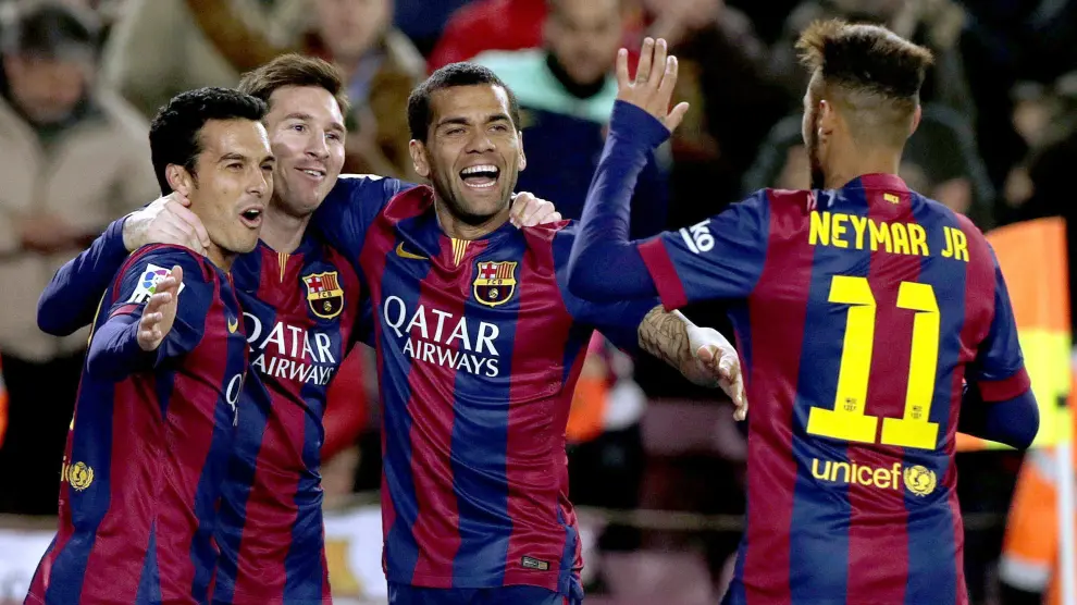 Los jugadores del Barça celebran uno de los goles del partido