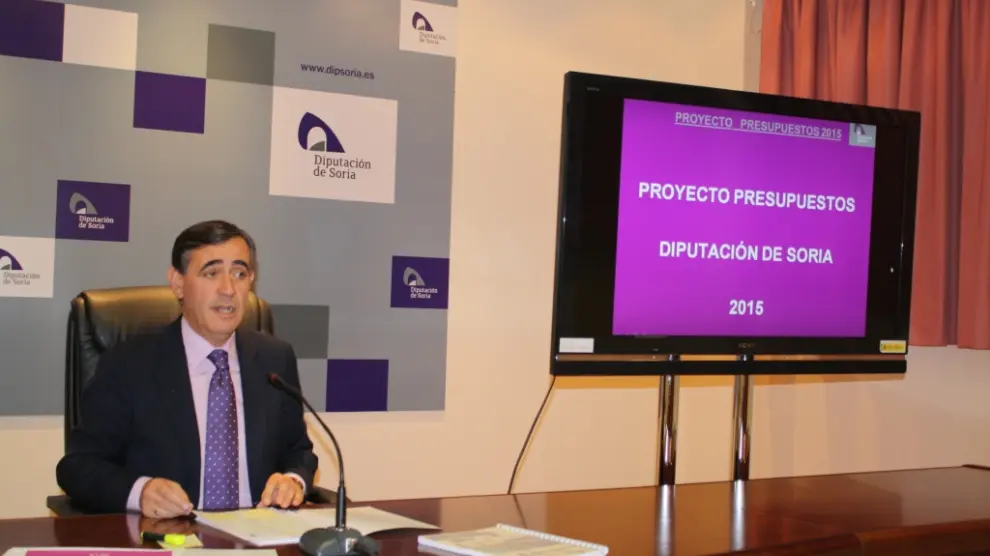Antonio Pardo, presidente de la Diputación de Soria, durante la presentación de los Presupuestos de 2015