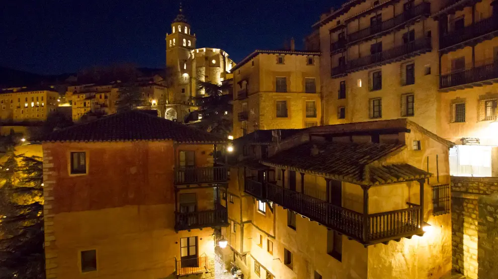 Albarracín estrena iluminación