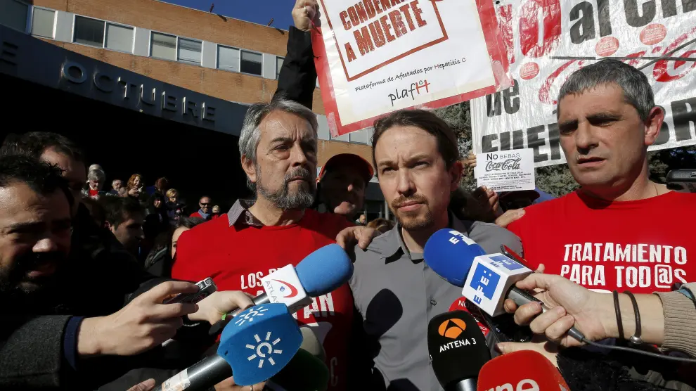 Iglesias se ha reunido con los afectados por la hepatitis C en el madrileño Hospital Doce de Octubre