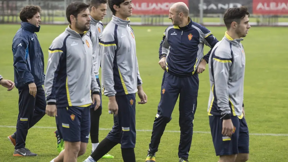 Jaime Romero, a la derecha, en un entrenamiento del Real Zaragoza