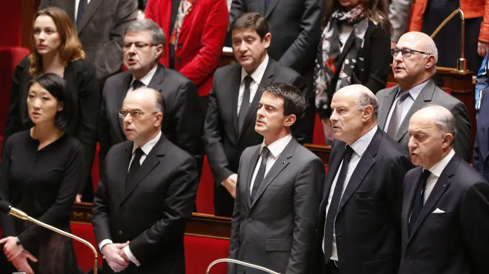 Homenaje la Asamblea Francesa a las víctimas del terrorismo yihadista