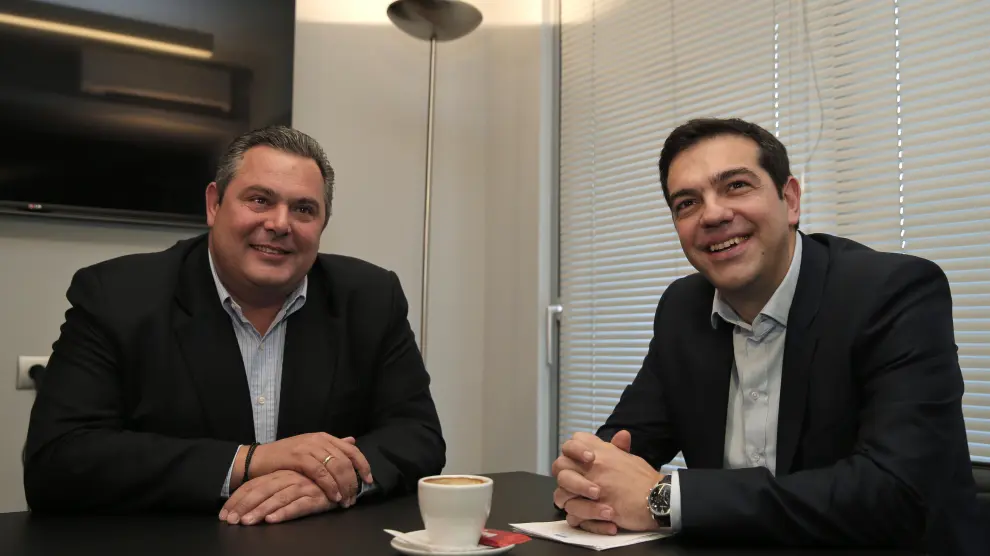 Tsipras junto al líder de Griegos Independientes