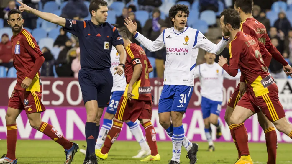 Vallejo, en el partido del Real Zaragoza contra el Recre