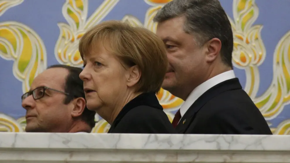 Petró Poroshenko y el bloque franco-alemán, los  vencedores de la cumbre de Minsk