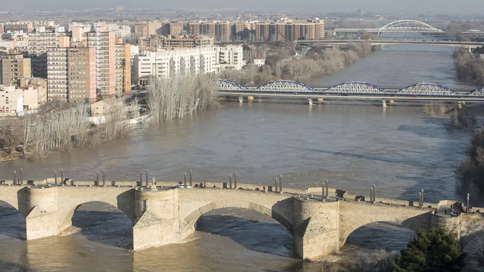 La CHE espera otra crecida del Ebro para el domingo, la tercera en tres semanas