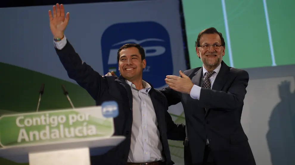 Rajoy y Moreno apelan al voto útil para el PP como única alternativa en Andalucía