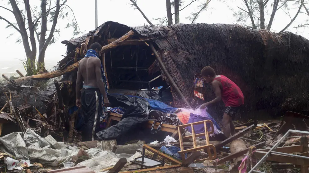 Casas destruidas en Vanuatu tras el paso del ciclón Pam