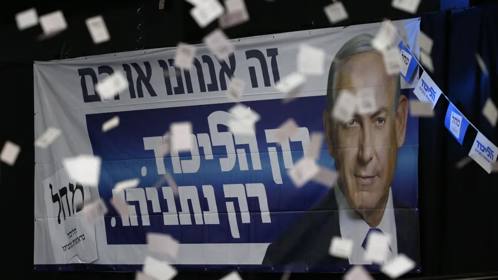 Netanyahu se impone en las urnas y aspira a formar gobierno en un par de semanas