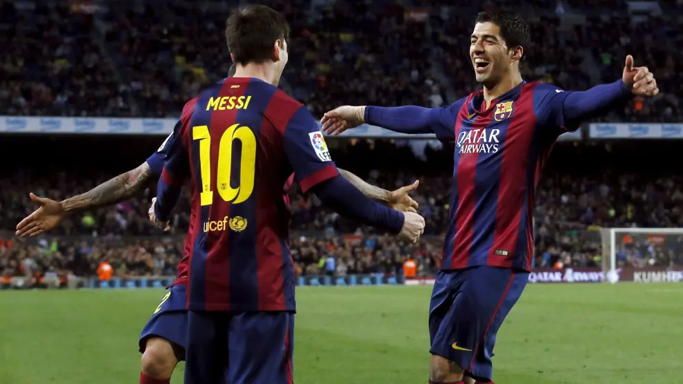Lionel Messi y Luis Suárez celebran un gol ante el Almeria.