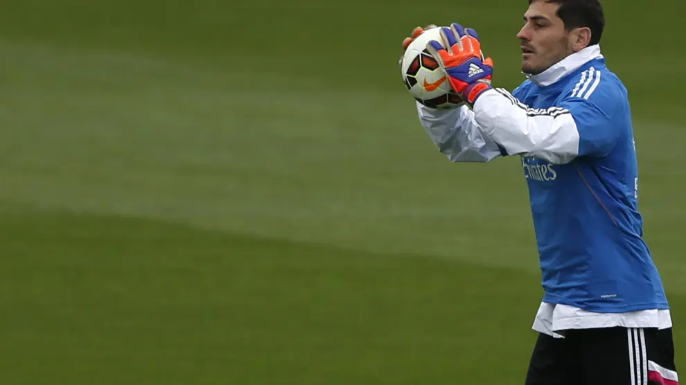 Casillas, durante un entrenamiento del Real Madrid