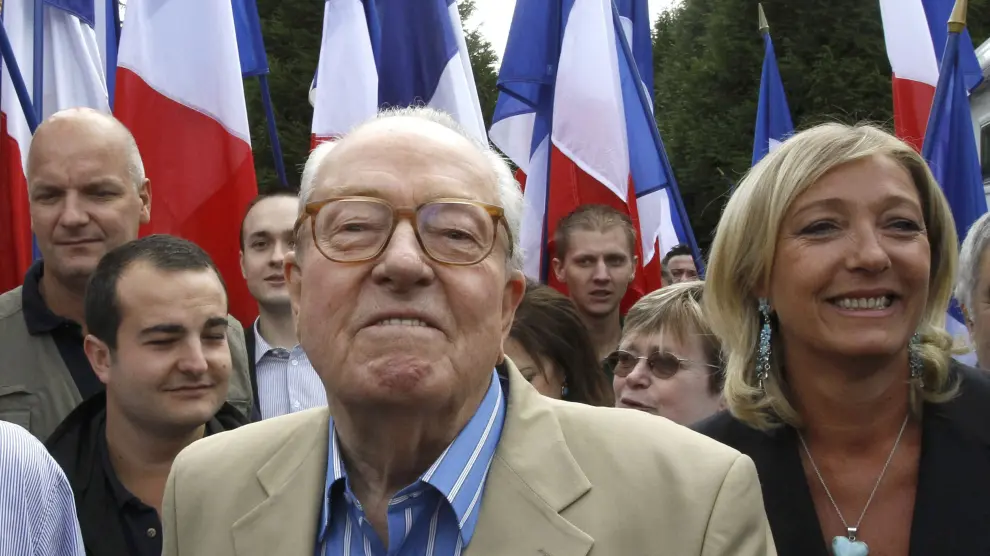 Jean-Marie junto a su hija, Marine Le Pen.