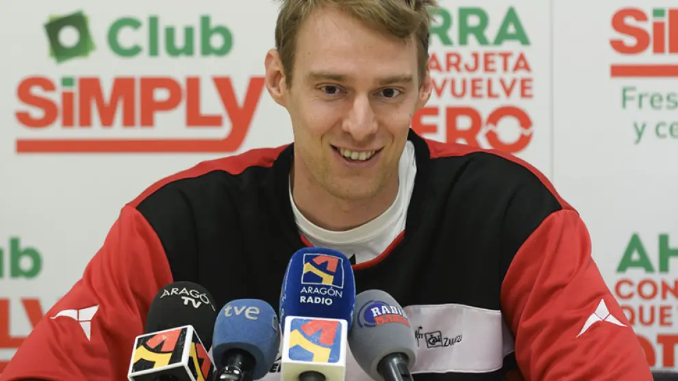 El jugador del CAI Zaragoza Henk Norel.