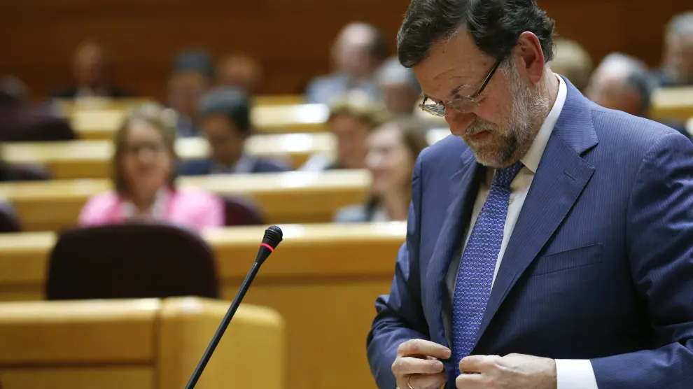 El presidente del Gobierno, Mariano Rajoy, durante la sesión de control al Ejecutivo en el pleno del Senado.