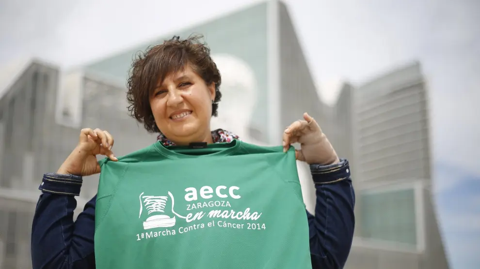 Maribel Bueno Muñoz, de 52 años, volverá a correr contra el cáncer acompañada por los suyos.