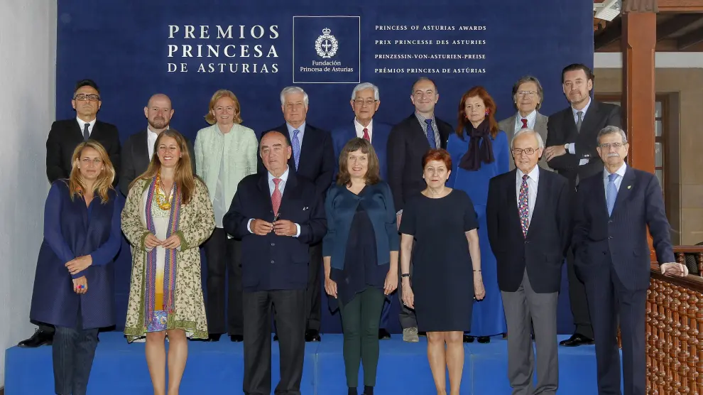 Los miembros del jurado encargado de fallar el Premio Princesa de Asturias de las Artes.