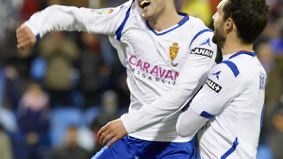 El jugador suizo del Real Zaragoza, Vullnet Basha.